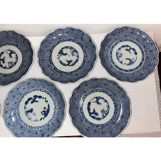 Japanese Antique Blue and White Plates - Set of 11 - Scalloped Edge - 8.25" Round - End Edo or Beginning Meiji Period For Sale - Image 3 of 18