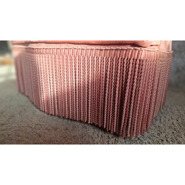 Napoleon III Lounge Chair and Poufs in Pink Velvet, 1800s, Set of 3 For Sale - Image 6 of 13