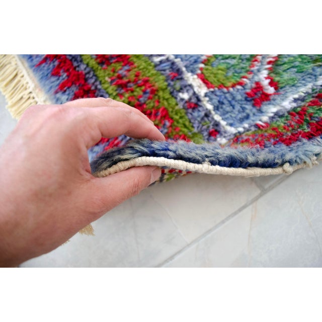 1940s Vintage Turkish Oushak Rug Hand Knotted High Pile Area Rug - 4′10″ × 8′5″ For Sale - Image 12 of 13