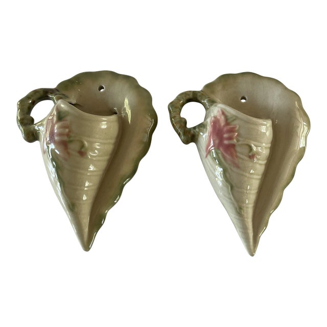 VIntage Hull Pottery Flower Wall Pockets - Set of 2 - Woodland For Sale