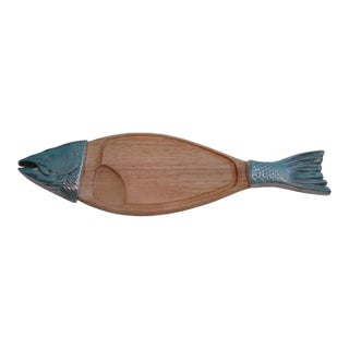Vintage Salmon Serving Trencher Board Wood Cast Aluminum Head and Tail Winsome Wood For Sale