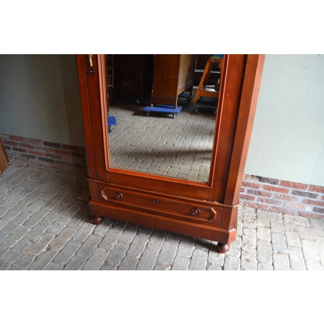 Vintage Mahogany Mirror Cabinet For Sale - Image 4 of 7