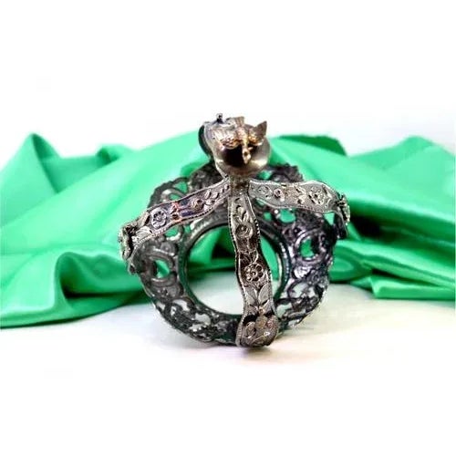 Metal Silver Crown with Reliefs of Acanthus Leaves For Sale - Image 7 of 9