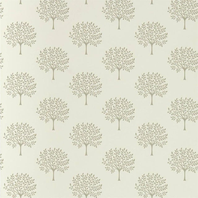 Sanderson Marcham Wallpaper in Cream For Sale