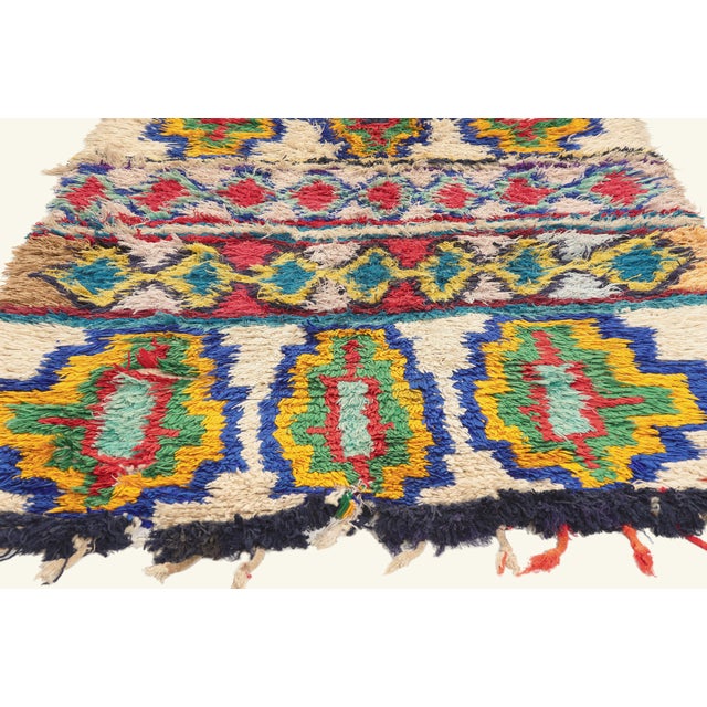 Berber Tribes of Morocco Vintage Azilal Moroccan Rug, 03'10 X 09'09 For Sale - Image 4 of 10