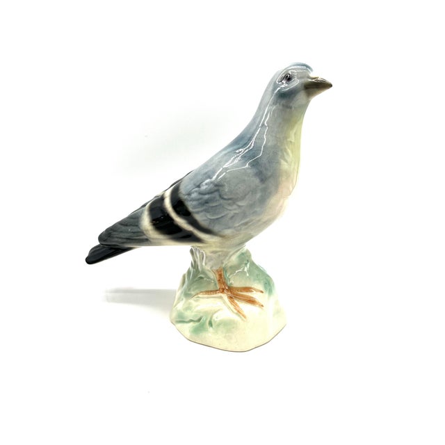 Cortendorf Ceramic Figurine – Naturalistic Dove (Mid-Century, circa 1950s/1960s) For sale is a beautifully crafted,...