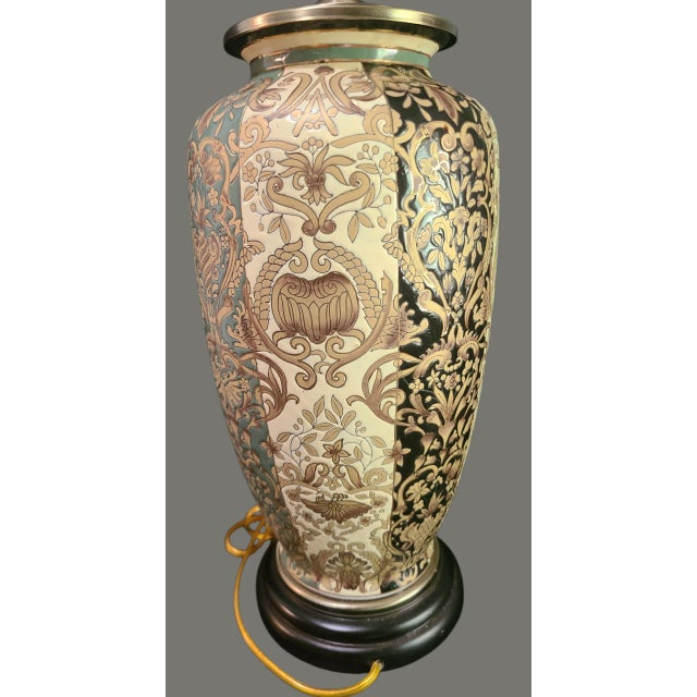 Tan Vintage Chinoiserie Asian Inspired Floral Multi-Color Table Lamp For Sale - Image 8 of 9