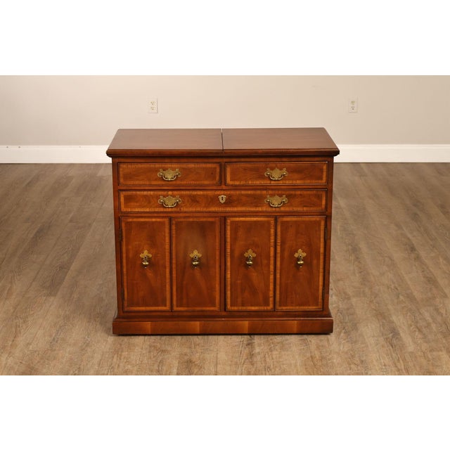 Henredon 18th Century Portfolio Georgian Style Walnut Server For Sale - Image 18 of 18