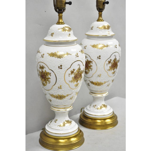 Vintage French Louis XV White Porcelain Ginger Jar Gold Flower Table Lamps Pair For Sale - Image 13 of 16
