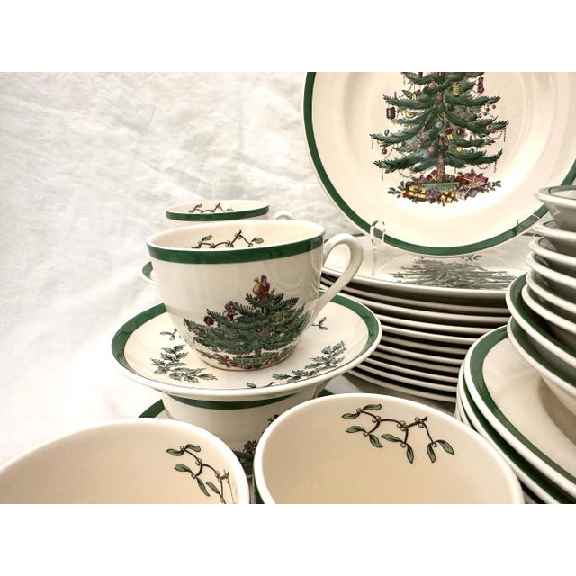 Vintage Spode "Christmas Tree" Dinnerware Set of 66 For Sale - Image 10 of 12