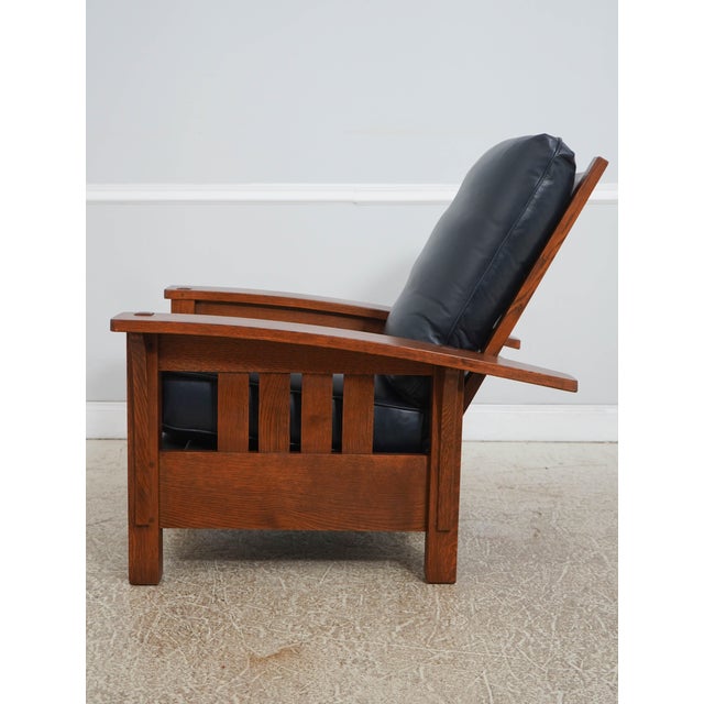 Mission Stickley Mission Oak Morris Chair & Ottoman For Sale - Image 3 of 18