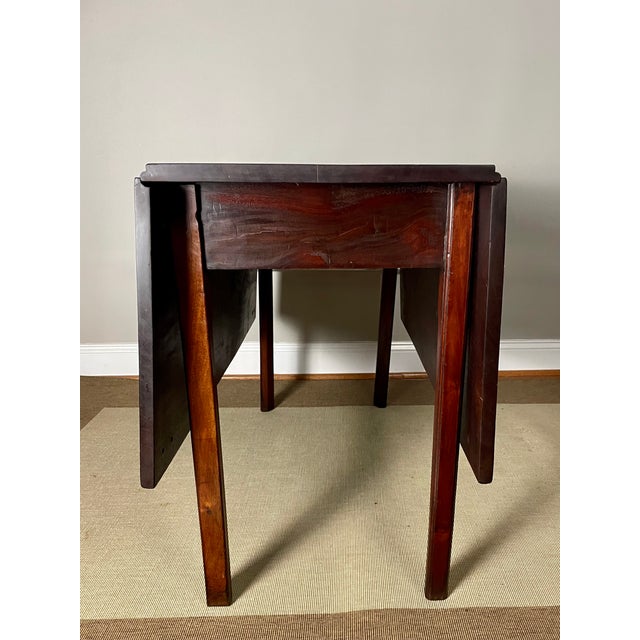 18th C. Solid Mahogany Topped Georgian Drop-Leaf Gate-Leg Table For Sale - Image 4 of 14