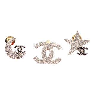 Chanel Rare Gold CC Moon Star Black Crystal 3 Pins - 3 Pieces For Sale