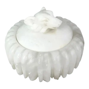 1950s Hand-Carved Italian Alabaster Wolf Box