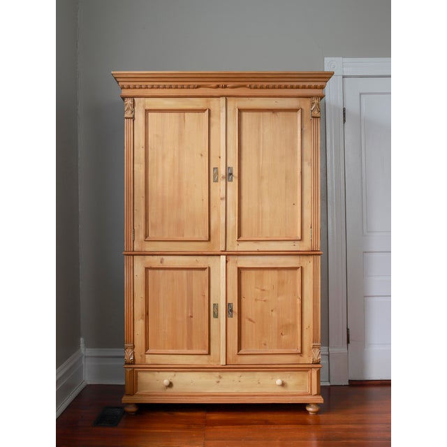 English English Pine Linen Press, Armoire, Wardrobe For Sale - Image 3 of 10