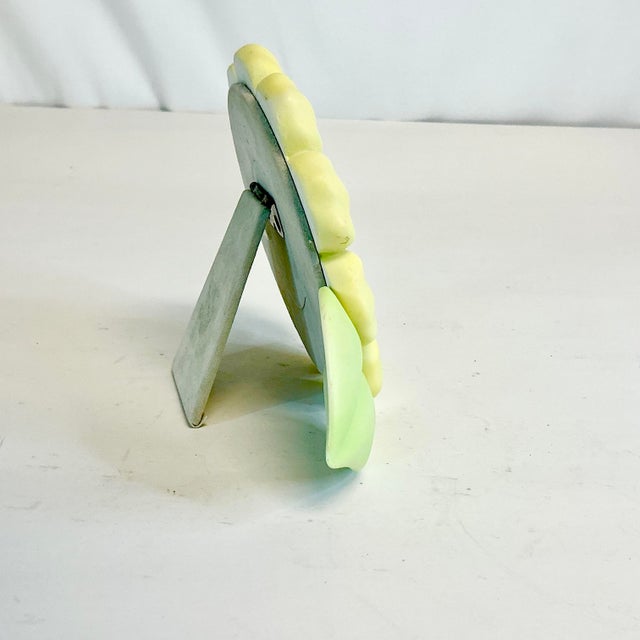 1980s Vintage Arts & Crafts Coastal Petite Sunflower Picture Frame. For Sale - Image 6 of 9