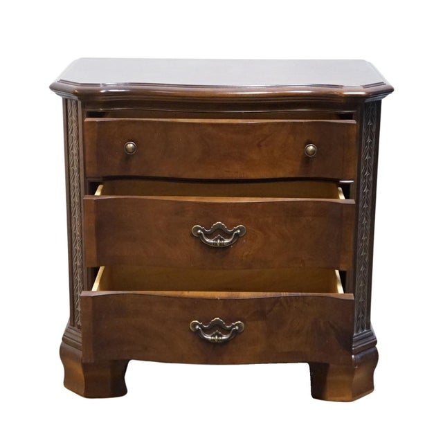 1990s American Drew Solid Cherry Traditional Style 32" Serpentine Front Three Drawer Nightstand 601-420 For Sale - Image 5 of 14