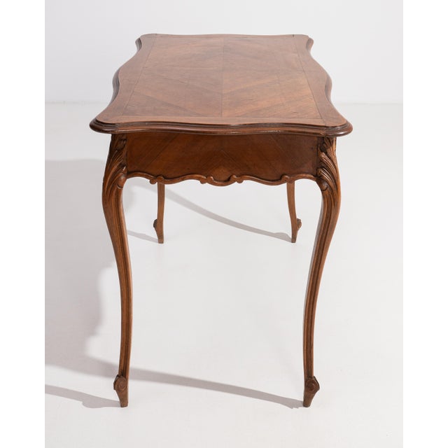 French Louis XV Side Table with Single Drawer in Original Patina, Rococo Style, France, 19th Century For Sale - Image 3 of 16