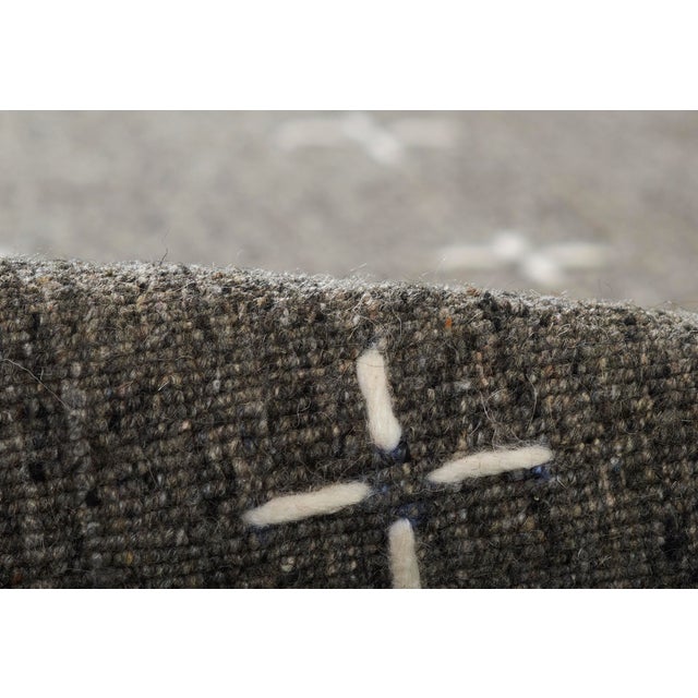Momeni Oliver Charcoal Hand Loomed Area Rug 8' X 10' For Sale - Image 4 of 9