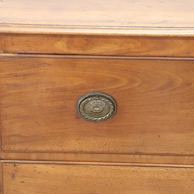 Antique 18th Century Walnut Chest of Drawers For Sale - Image 17 of 18