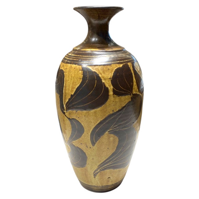 This is a truly stunning Chinese-inspired early 20th century vase by Gustav Otto (Gusso) Reuss (1885-1962). Reuss was a...