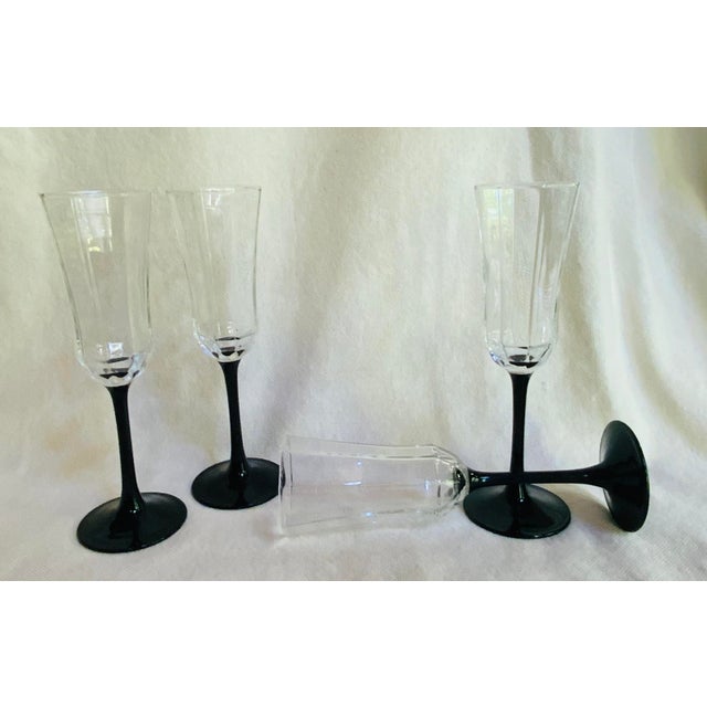 Vintage French Tuxedo Champagne Flutes | Arcoroc Luminarc | Set of Four For Sale - Image 12 of 12