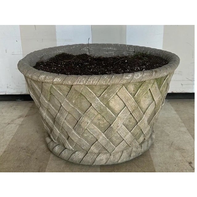 English Early- Mid 20th Century Basketweave Cast Stone Planter For Sale - Image 3 of 4