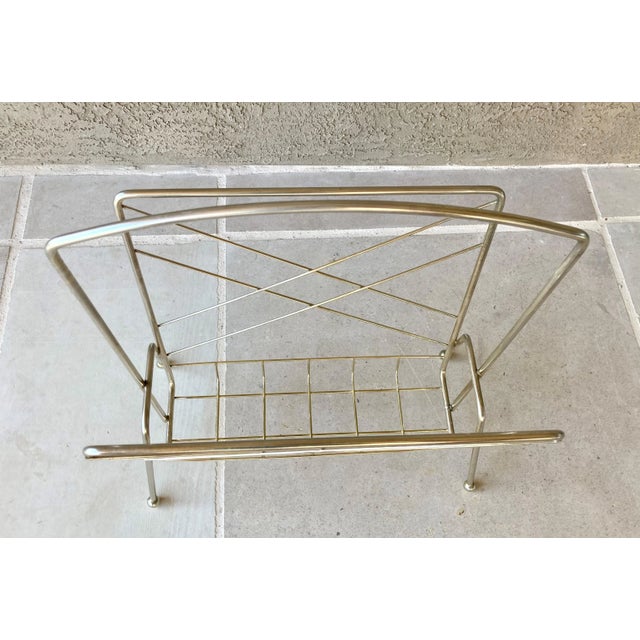 -Mid 20th-Century Atomic-Style Brass-Plated Metal Wire Media Rack For Sale - Image 12 of 13