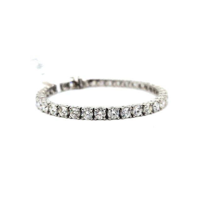 Silver 11.68 Ct Diamond Tennis Bracelet For Sale - Image 8 of 8