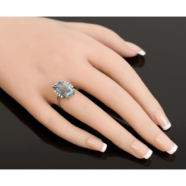 18k White Gold Aquamarine and Diamond Ring Vintage For Sale - Image 11 of 11