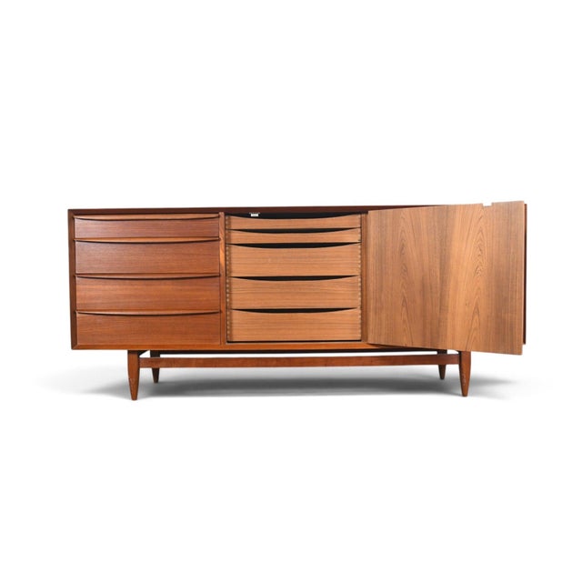 Mid 20th Century Svend Age Madsen Thirteen Drawer Dresser in Teak, Attributed For Sale In San Francisco - Image 6 of 14