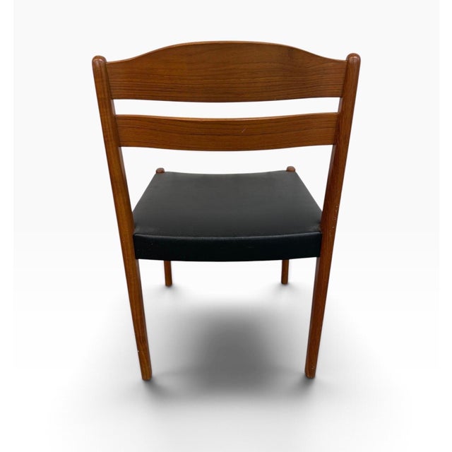 Mid-Century Danish Modern Teak Dining Chairs - Set of 6 For Sale In Philadelphia - Image 6 of 7