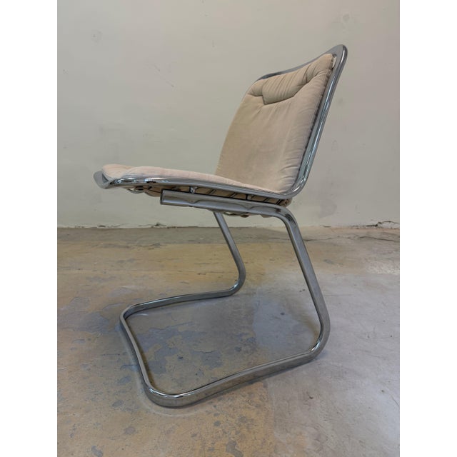 An iconic set of four from Italian design history: These cantilever chairs by Gastone Rinaldi for Rima bring the design...