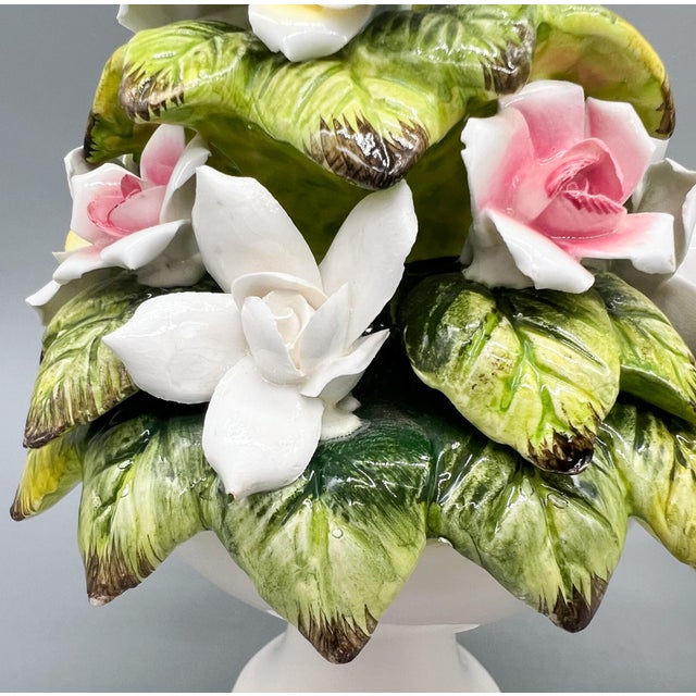 Green Petite Pair of Vintage Ceramic Floral Topiary Pedestals – Capodimonte Style - Cottagecore, Romantic, English Garden For Sale - Image 8 of 18