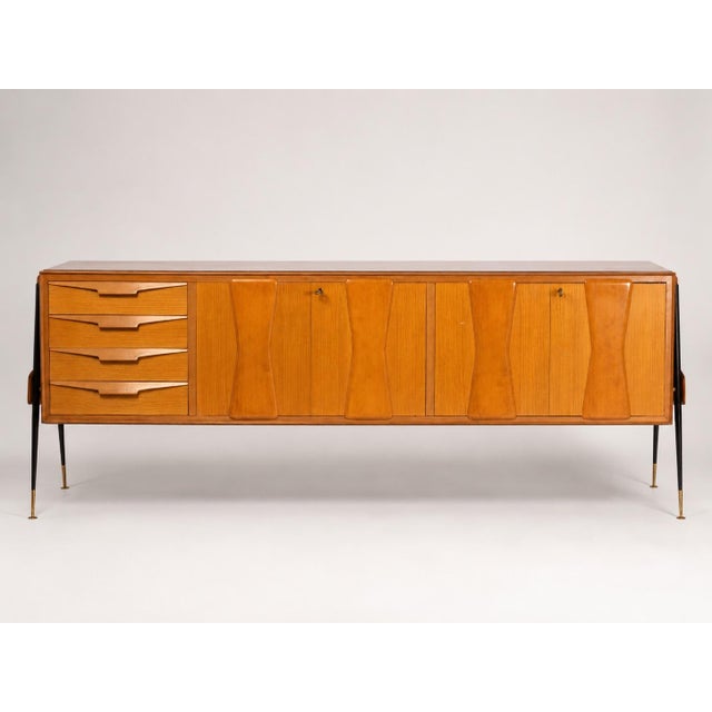 Italian Sideboard in Wood with Glass and Bronze by Silvio Cavatorta, 1950, in Very Good conditions. Designed 1950 to 1959...
