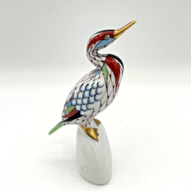 1990s Vintage Hollohaza Hungary Fishnet Porcelain Bird Figurine For Sale - Image 5 of 5