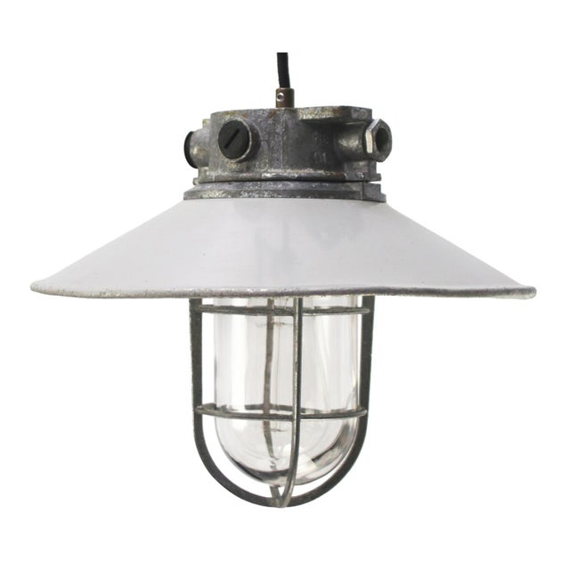 Vintage Industrial Aluminium Clear Glass Pendant Light from Industria Rotterdam For Sale - Image 6 of 6