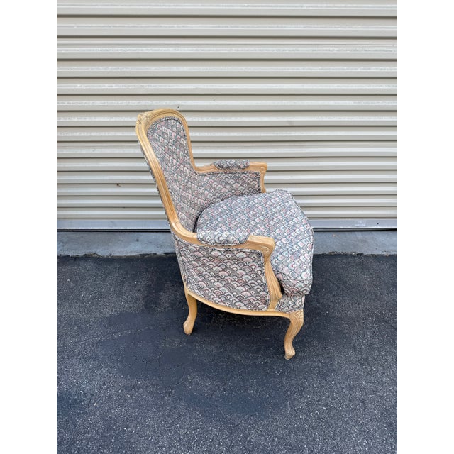 French Provincial Ethan Allen French Provincial Accent Chair – Designer Style, Priced to Sell For Sale - Image 3 of 8