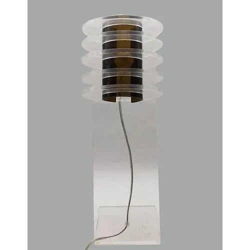 1970s Sculptural Space Age Clear and Smoked Acrylic Glass Table Lamp, Italy, 1970s For Sale - Image 5 of 12