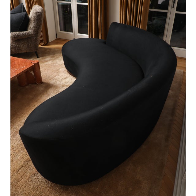 Vladimir Kagan for Directional Serpentine Cloud Sofa in Black Cashmere, 1970s For Sale - Image 9 of 10