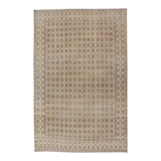 Vintage Turkish Sivas Rug in Soft Beige and Ivory 4'1" X 6'9" For Sale