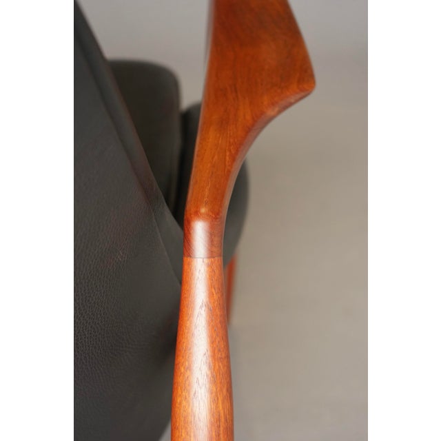 Seal Easy Chair in Leather and Teak by Ib Kofod-Larsen for OPE, Sweden, 1960s For Sale - Image 17 of 18