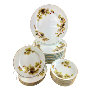 Vintage Mid Century Kyoto China “Pines” Pattern Porcelain Plates – Japan, Set of 21