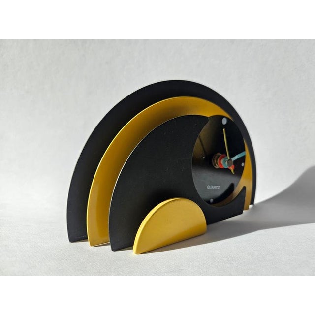 Mid-Century Table or Desk Clock, 1970s For Sale - Image 6 of 14