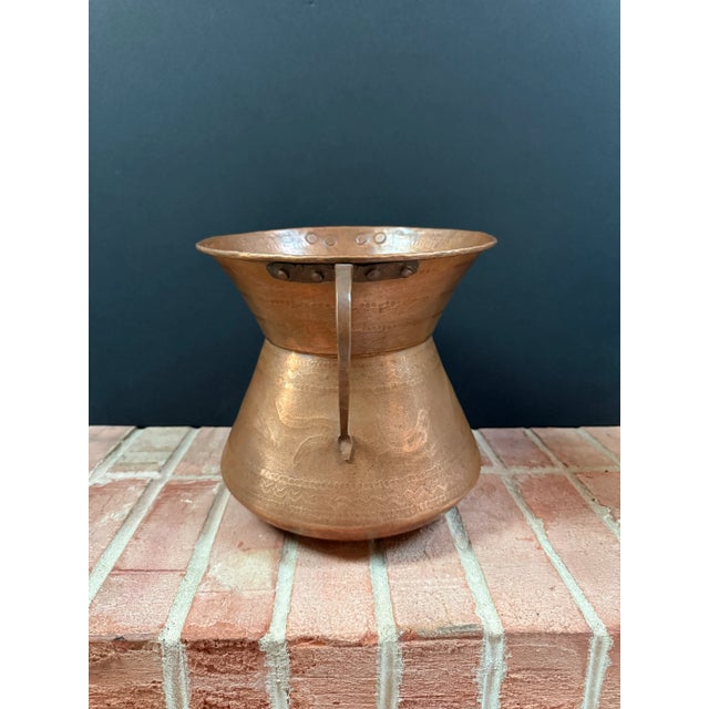 Copper Antique Italian Copper ‘Conca’ Amphora Style Water Vessel / Vase For Sale - Image 8 of 12