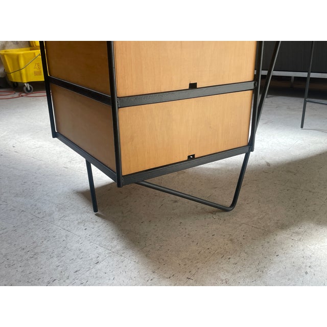 1960s 1960s Floating Modernist Desk Attributed to Vista of California For Sale - Image 5 of 6