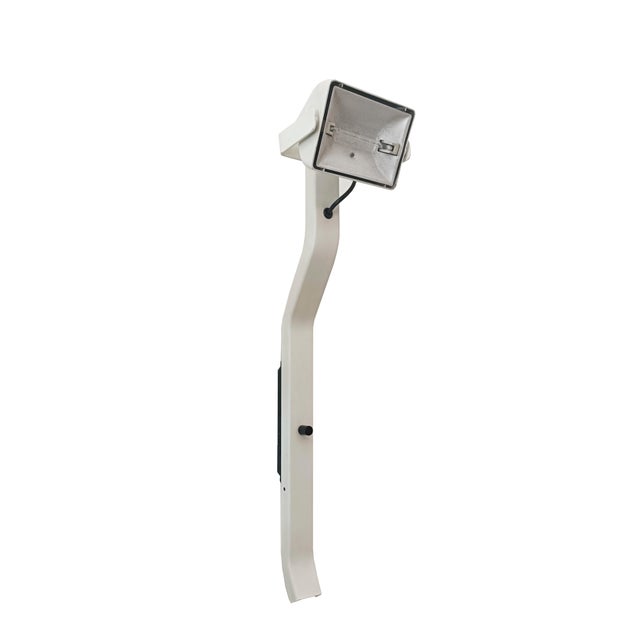 White Sirio Wall Lamp by Kazuhide Takahama for Sirrah, Italy, 1970s For Sale - Image 8 of 8