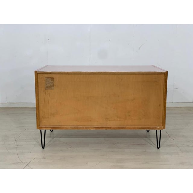 Mid-Century Modern Chest of Drawers in Oak For Sale - Image 9 of 10