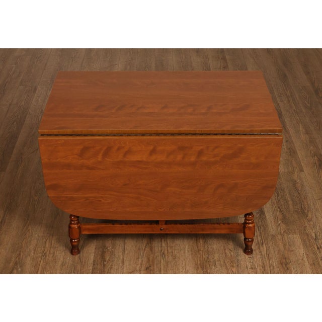 Traditional Maple Expandable Drop Leaf Gateleg Dining Table For Sale - Image 18 of 18