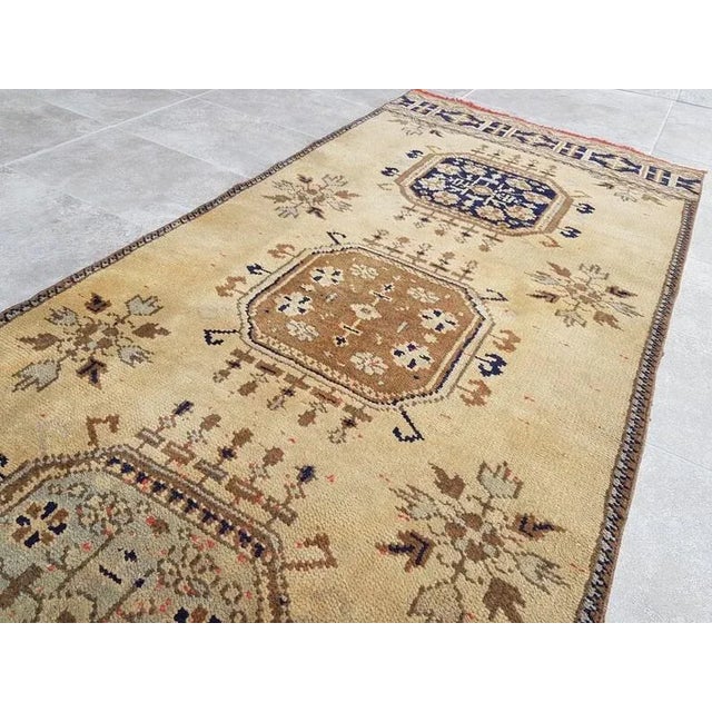 1960s Beige and Blue Vintage Hallway Runner For Sale - Image 9 of 10